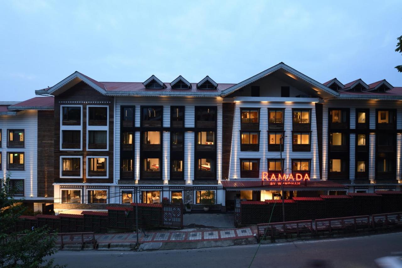 Ramada By Wyndham Gangtok Hotel & Casino Golden Esterno foto